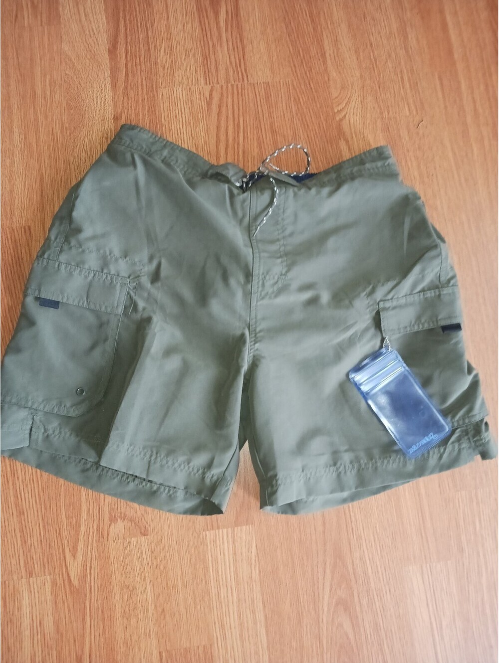 Shorts St John  Men Dark Green Cargo  Shorts  Size  Large